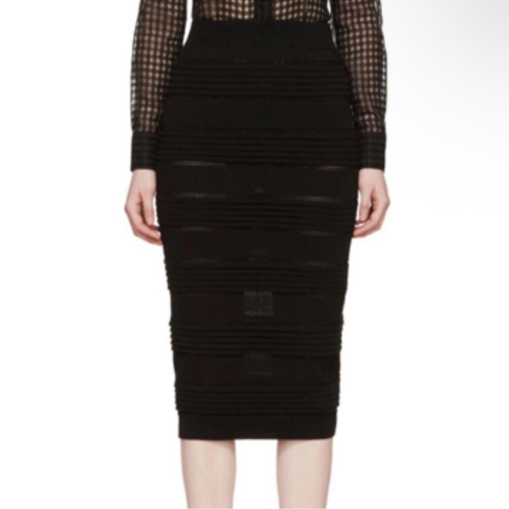 Burberry Elegant Black Knitwear